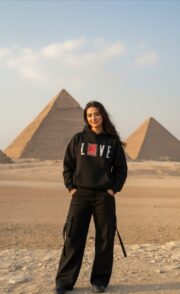 Love / Live - Image 3