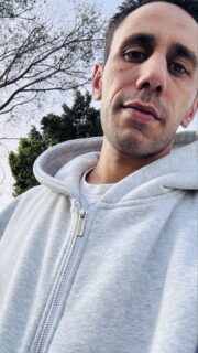 Light Gray Tracksuit
Full-Zip Hoodie with Wide leg pant - Image 6