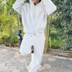 Light Gray Tracksuit
Full-Zip Hoodie with Wide leg pant